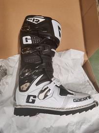 Gaerne SG12 + Vibram Stivali Enduro