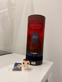 T-Shirt Stranger Things Netflix + Kinder Joy Conad