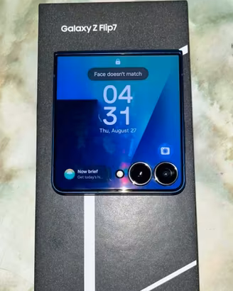 Samsung Z Flip 7  512GB