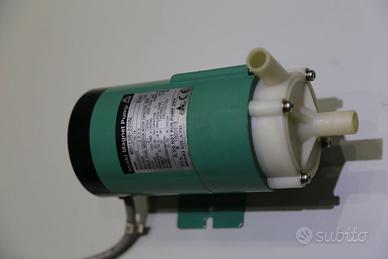 Iwaki  Mod:MD-1,5R-220NL pompa magnetica