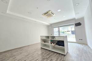 Locale commerciale Colli Aminei