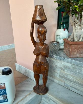 Statua in legno donna con giara