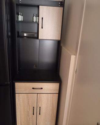 Credenza cucina con foro passacavi e cassetto