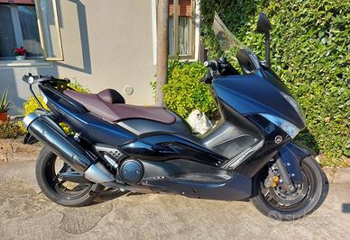 Yamaha Tmax