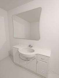 Mobile bagno con specchiera
