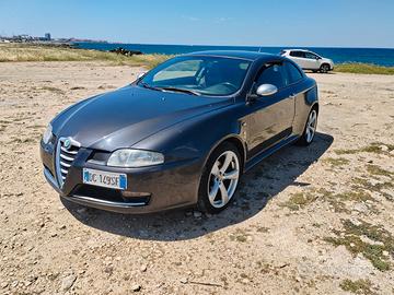 Alfa romeo gt