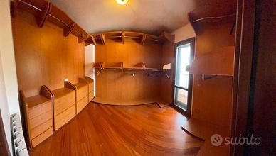 Cabina armadio in ciliegio