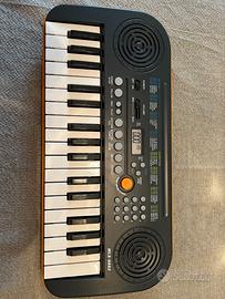 Tastiera elettronica Miles MLS-6682