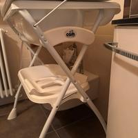 Fasciatoio neonato con vaschetta per il bagnetto