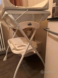 Fasciatoio neonato con vaschetta per il bagnetto