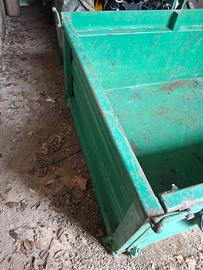 cassonetto per trattore 