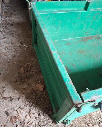 cassonetto per trattore 