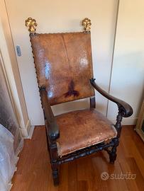 Poltrona trono in cuoio e legno