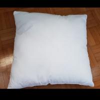 4 cuscini bianchi interni 