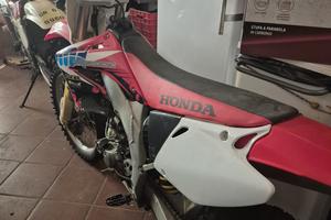 HONDA CRF 450 PRIMA SERIE