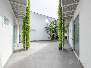 Tommaso Natale - Edificio con 8 bilocali