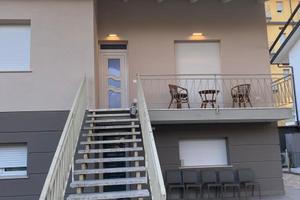 Settembre APPARTAMENTO PIANO TERRA 6 posti