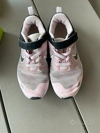Scarpa nike nr 30