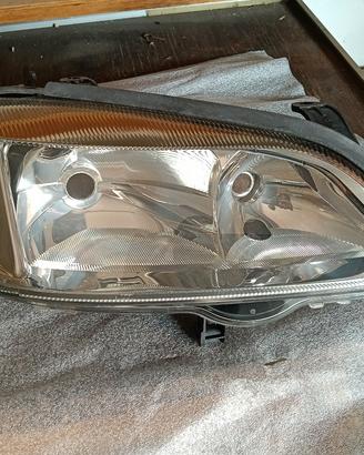 Faro ant dx Opel Astra G 
