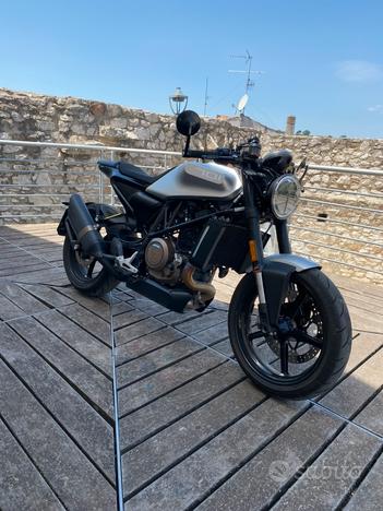 Husqvarna Vitpilen 701: moto & scooter in vendita a Grottaminarda (Avellino)