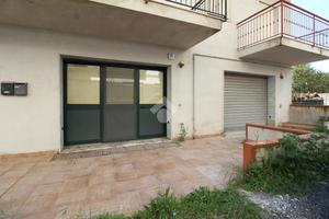 AUTORIMESSA A REGGIO DI CALABRIA