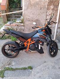 ktm duke 690 R