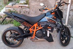 ktm duke 690 R