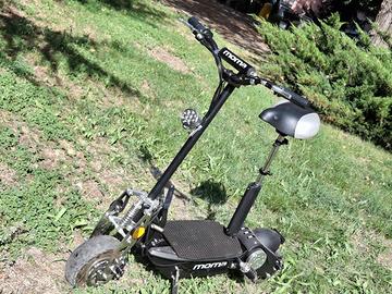 Milano - Monopattino elettrico 1000W DA SISTEMARE