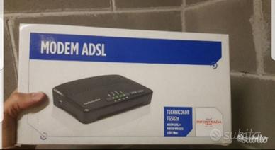 Modem router infostrada con scatola