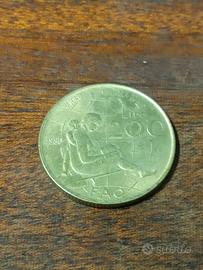Moneta 200 lire FAO Maria Montessori 1980