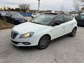 Lancia Delta 1.4 T-Jet 150 CV Argento