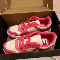 Tommy Hilfiger scarpe nuove originali