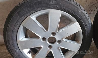 Cerchio completo in lega + gomma Michelin Energy S