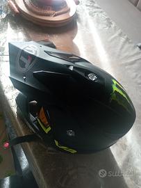 casco da cross 