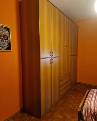 Armadio moderno a 6 ante in legno