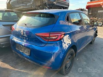 Per RICAMBI Renault Clio 2023 benzina kW 49