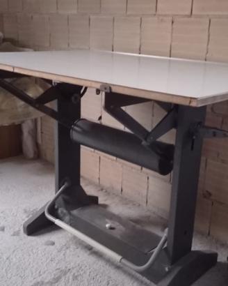 Tavolo da disegno reclinabile