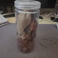 campioni di resina/cristalli di k/pietra lavica