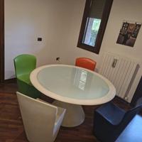 Tavolo SLIDE Ed design piano vetro + 4 Sedie Zoe