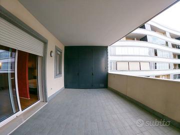 Monolocale con ampio terrazzo