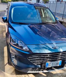 Ford Kuga 1.5 TDCi EcoBlue Titanium 6 marce