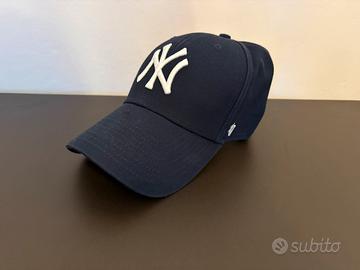 Caplellino NY Yankee