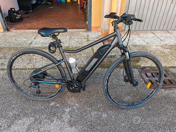 Bicicletta elettrica da trekking Riverside500e