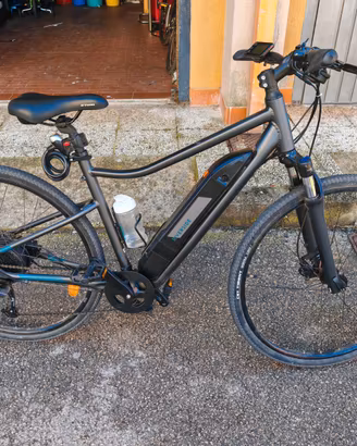 Bicicletta elettrica da trekking Riverside500e