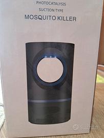 ammazzamosche con presa elettrica