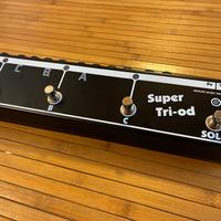 Midione Super TRI-OD switcher-looper