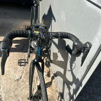 Bicicletta sportiva