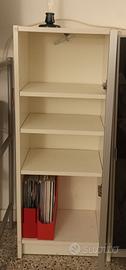 Libreria con sportello
