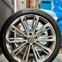 Cerchi 19” originali VW Passat b8