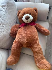 Orsacchiotto peluche gigante